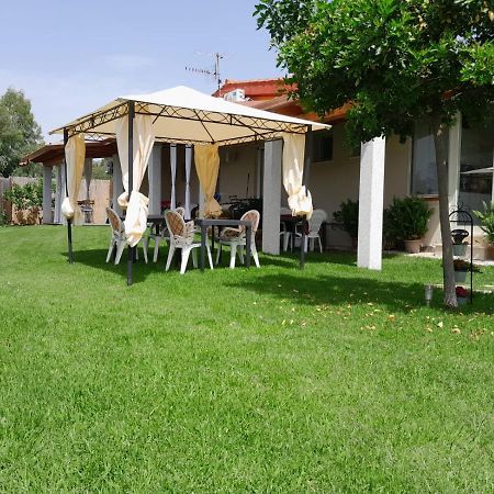 B&B Villa Luisella Castiadas Buitenkant foto