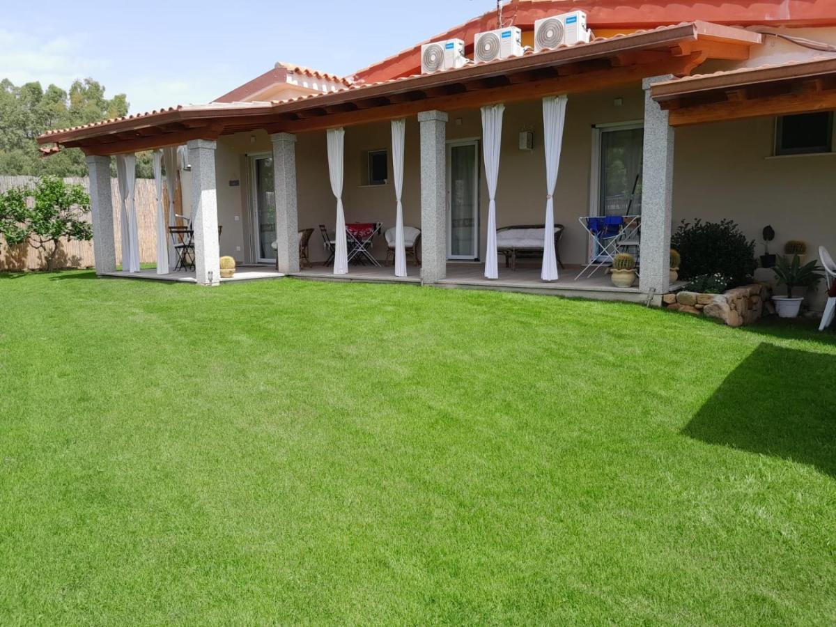 B&B Villa Luisella Castiadas Buitenkant foto