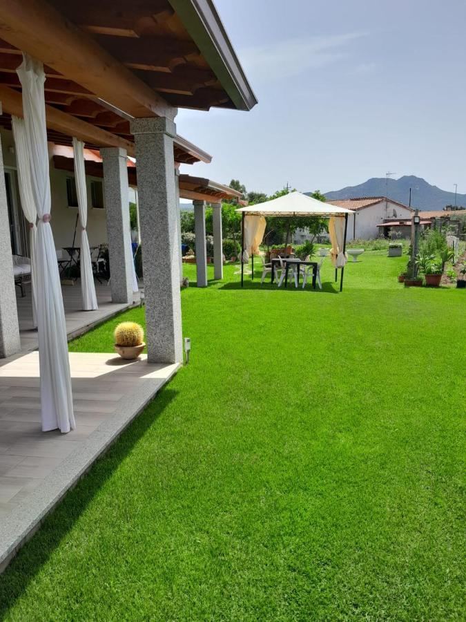 B&B Villa Luisella Castiadas Buitenkant foto